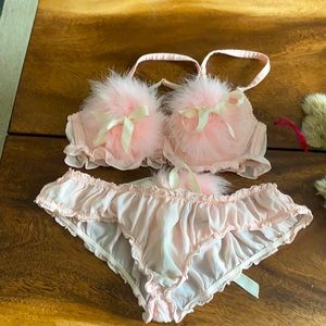 Carol Malony fembot pink bra set